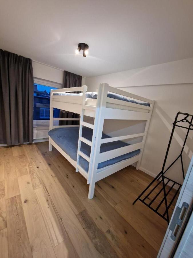 Luxury Renovated 3 Rooms Apartment أوستيند المظهر الخارجي الصورة